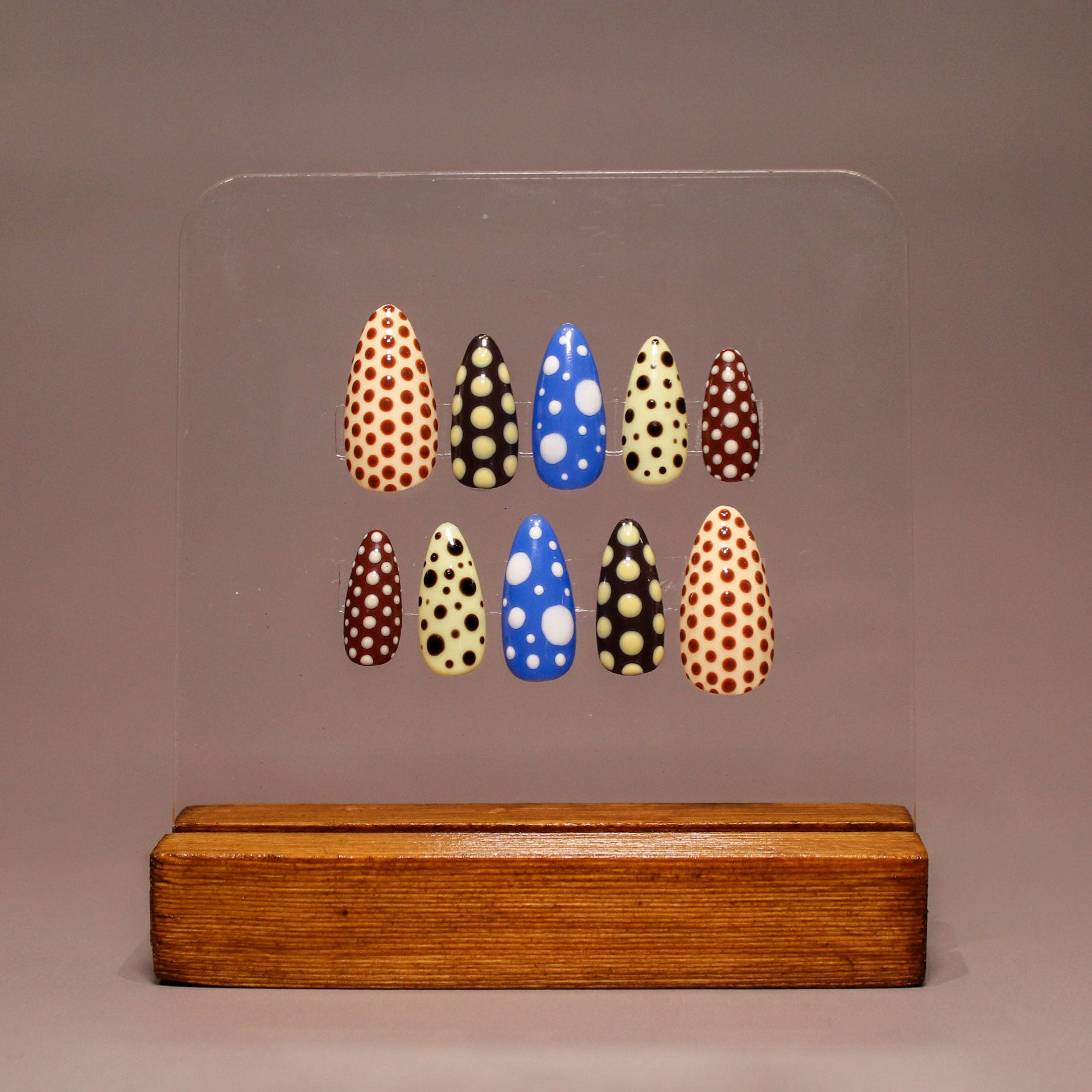 Dot dot dot